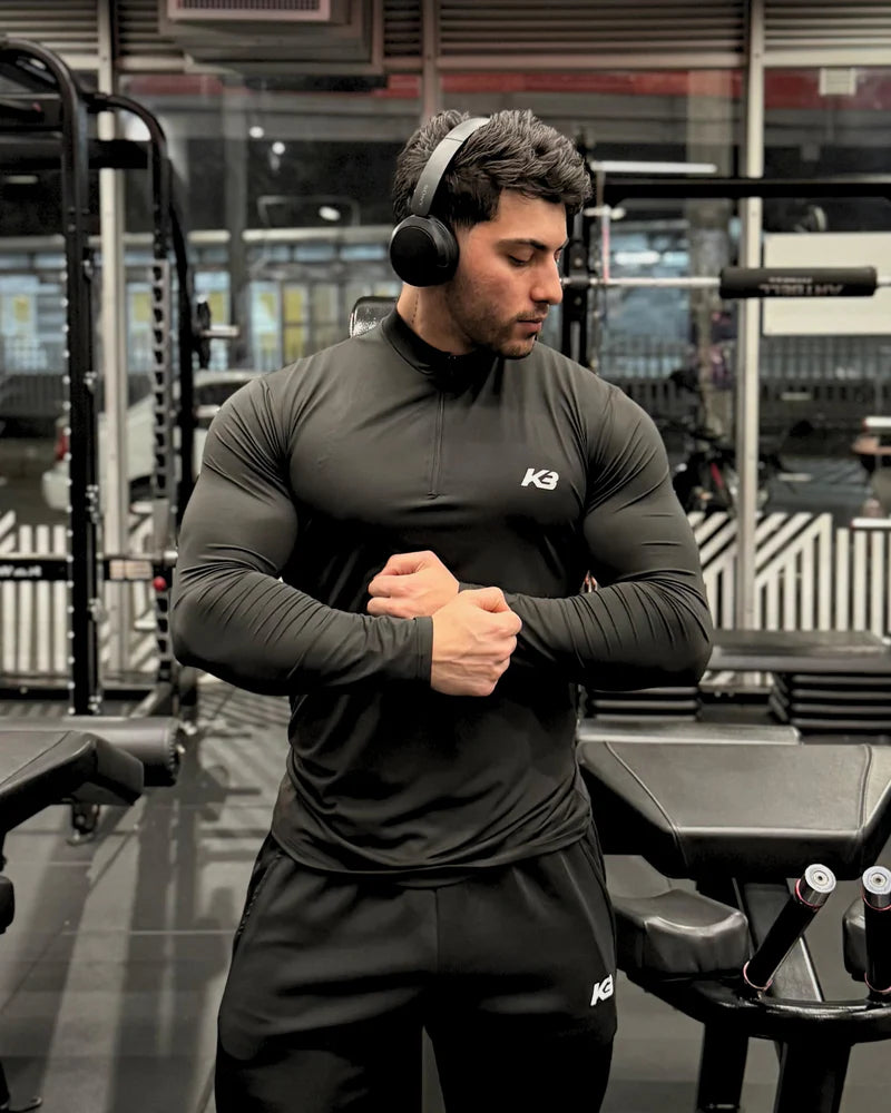 PACK ÉLITE Camiseta premium licrada + short 2 en 1 con bolsillo interno + Termo de regalo